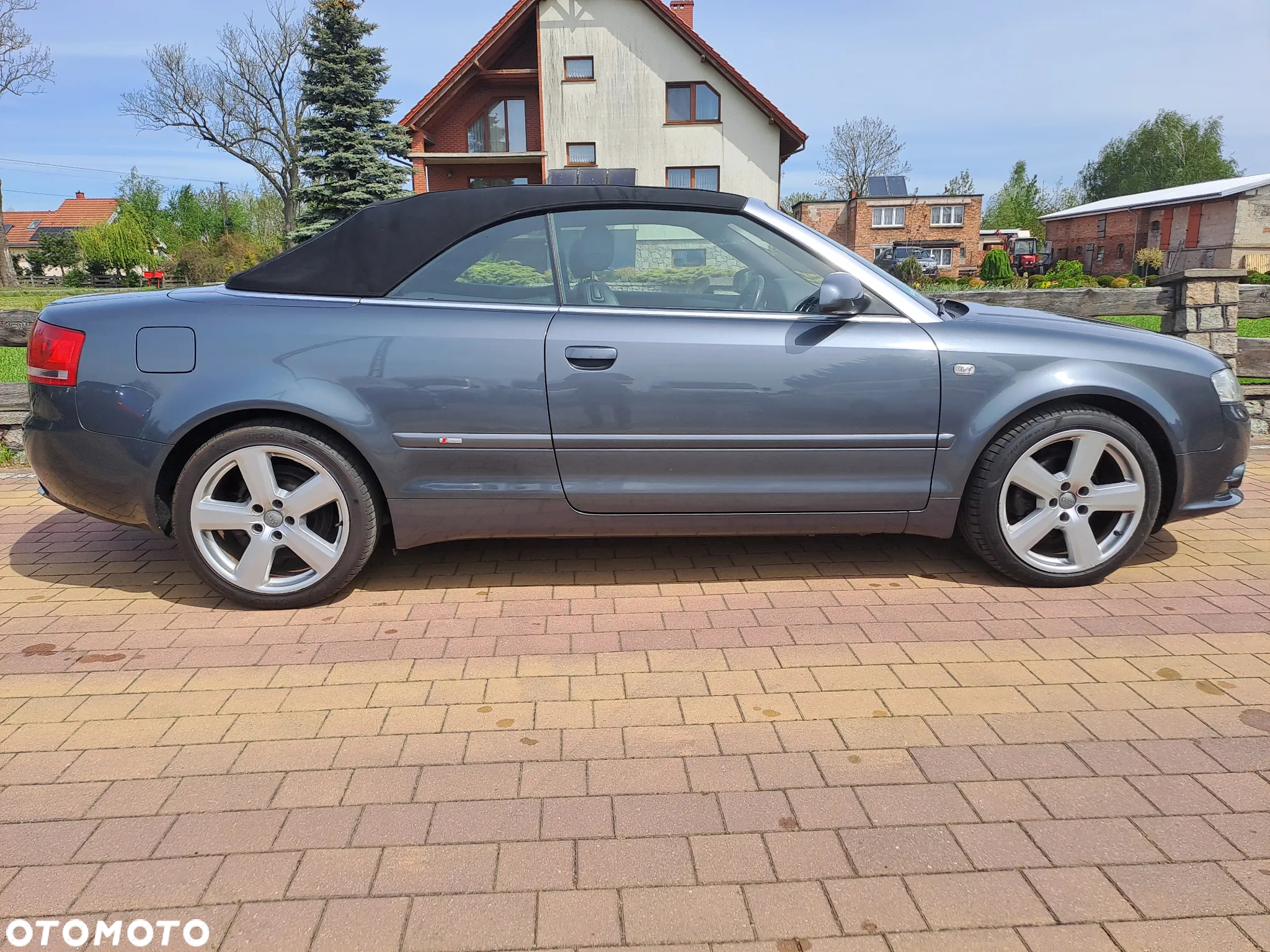 Audi A4 Cabriolet 2.0 TDI DPF - 9