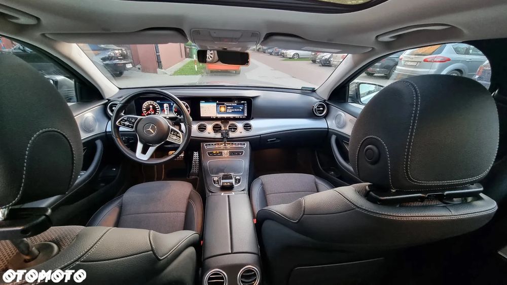 Mercedes-Benz Klasa E 220 d Business Edition 9G-TRONIC - 13