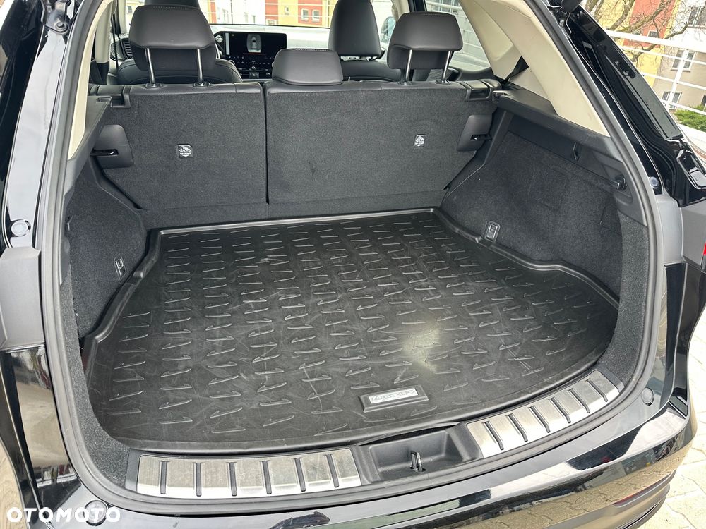Lexus NX 350h Omotenashi AWD - 39