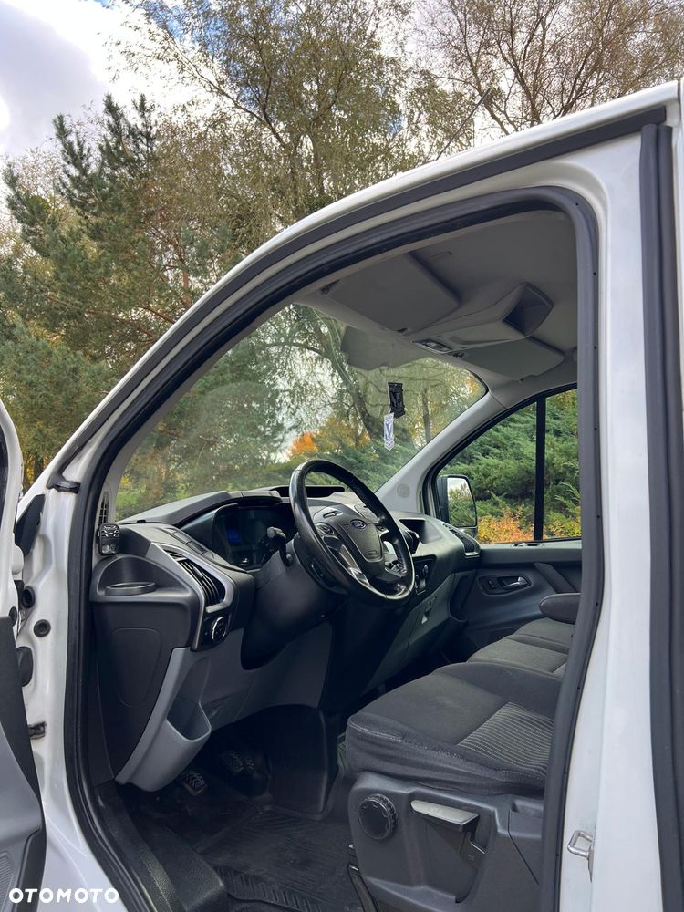 Ford TRANSIT CUSTOM - 7