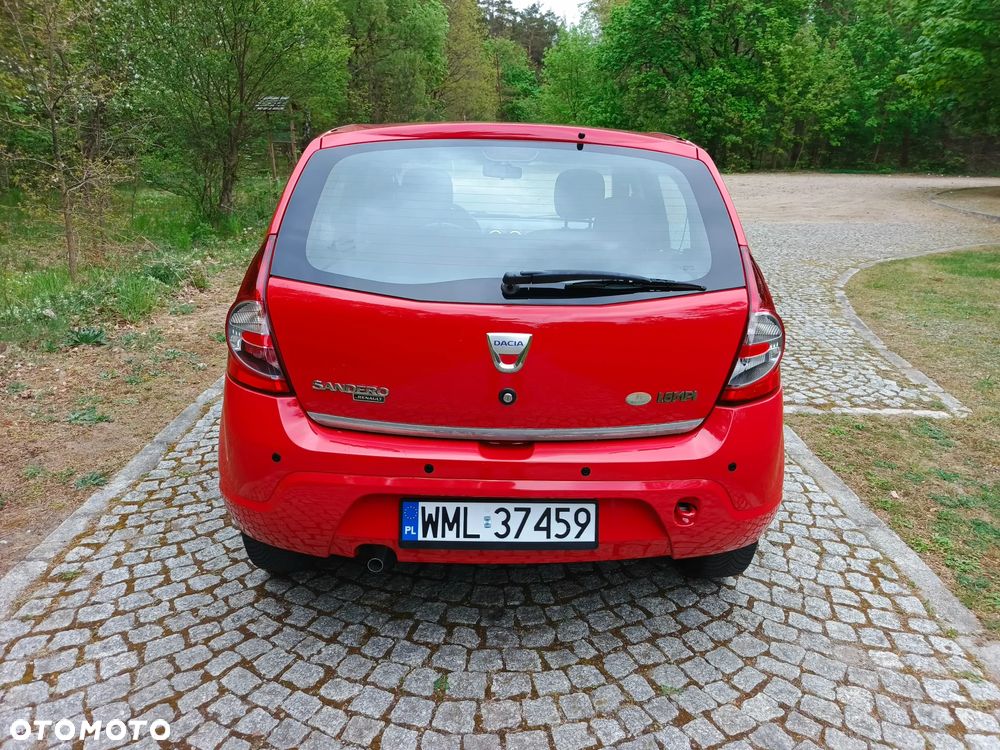 Dacia Sandero 1.6 16V Hi-Flex - 22