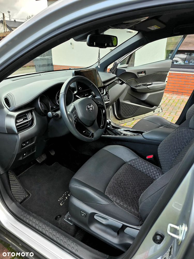 Toyota C-HR 1.8 Hybrid Dynamic - 14