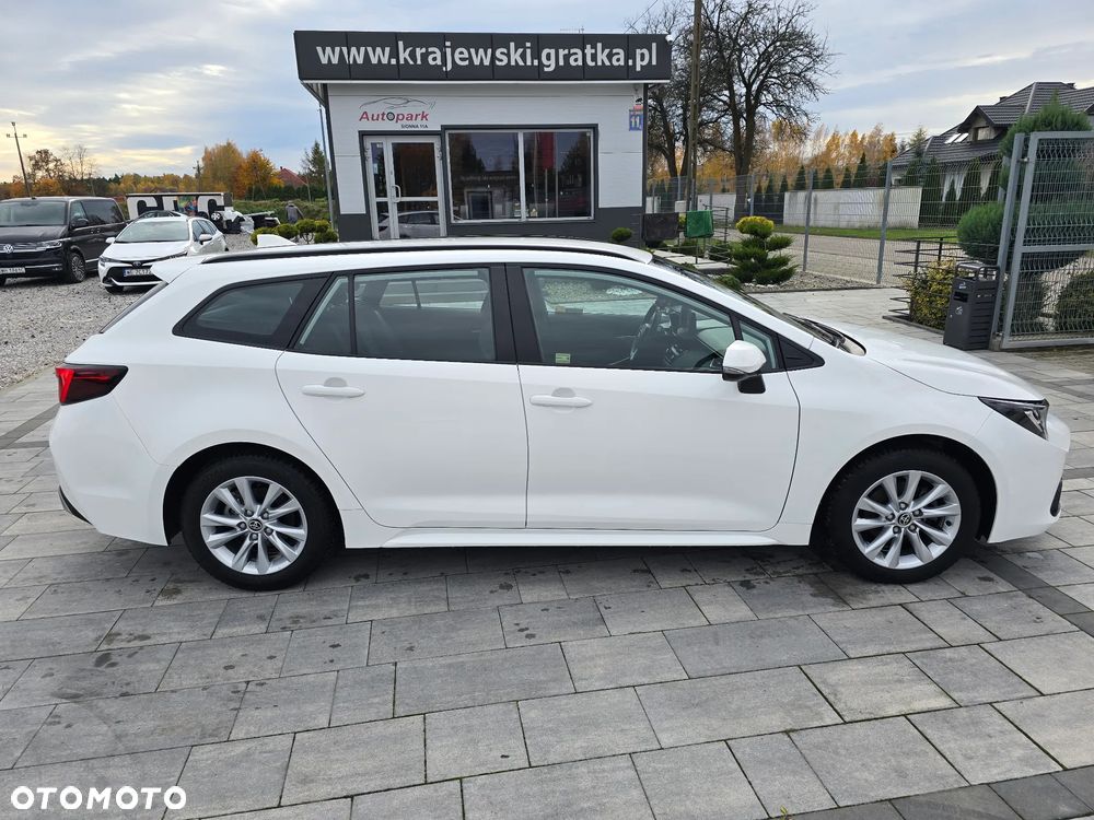 Toyota Corolla 1.8 Hybrid Comfort - 18