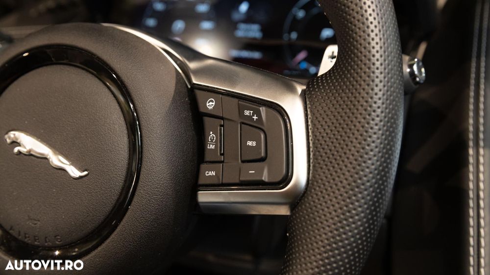 Jaguar F-Type Cabriolet 2.0 Aut. R-Dynamic - 14