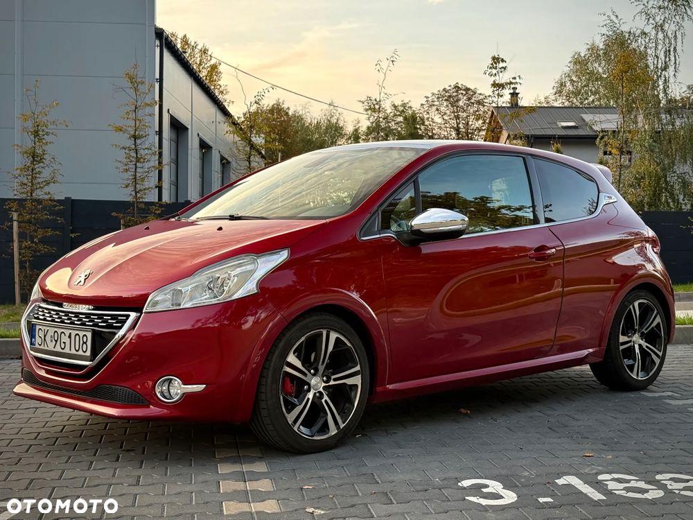 Peugeot 208 1.6 THP GTi - 2