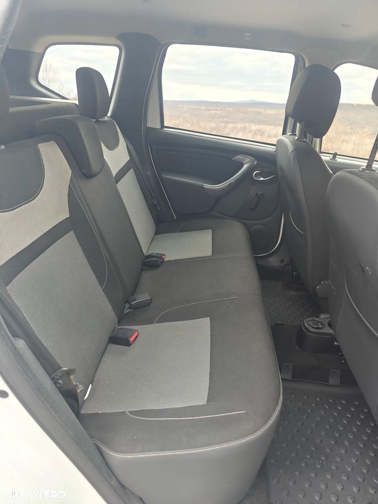 Dacia Duster dCi 110 FAP 4x4 Laureate - 13