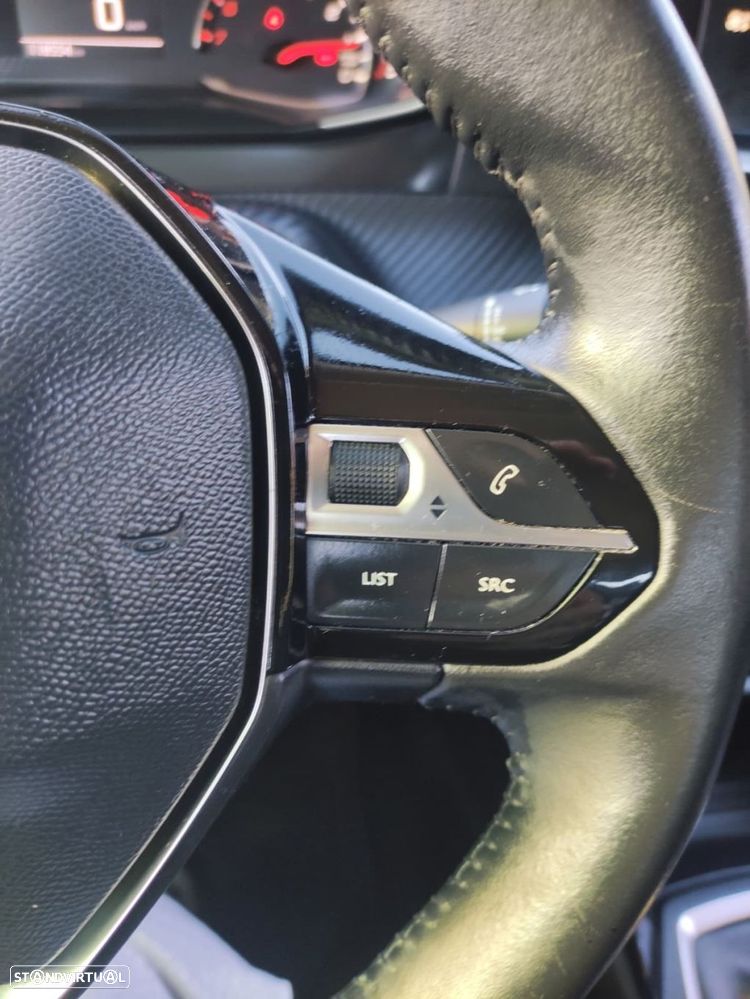 Peugeot 2008 1.5 BlueHDi Active Pack - 21