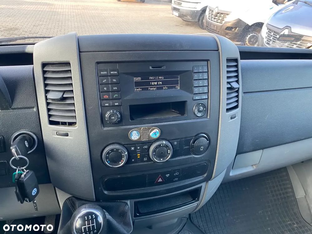 Volkswagen CRAFTER - 3