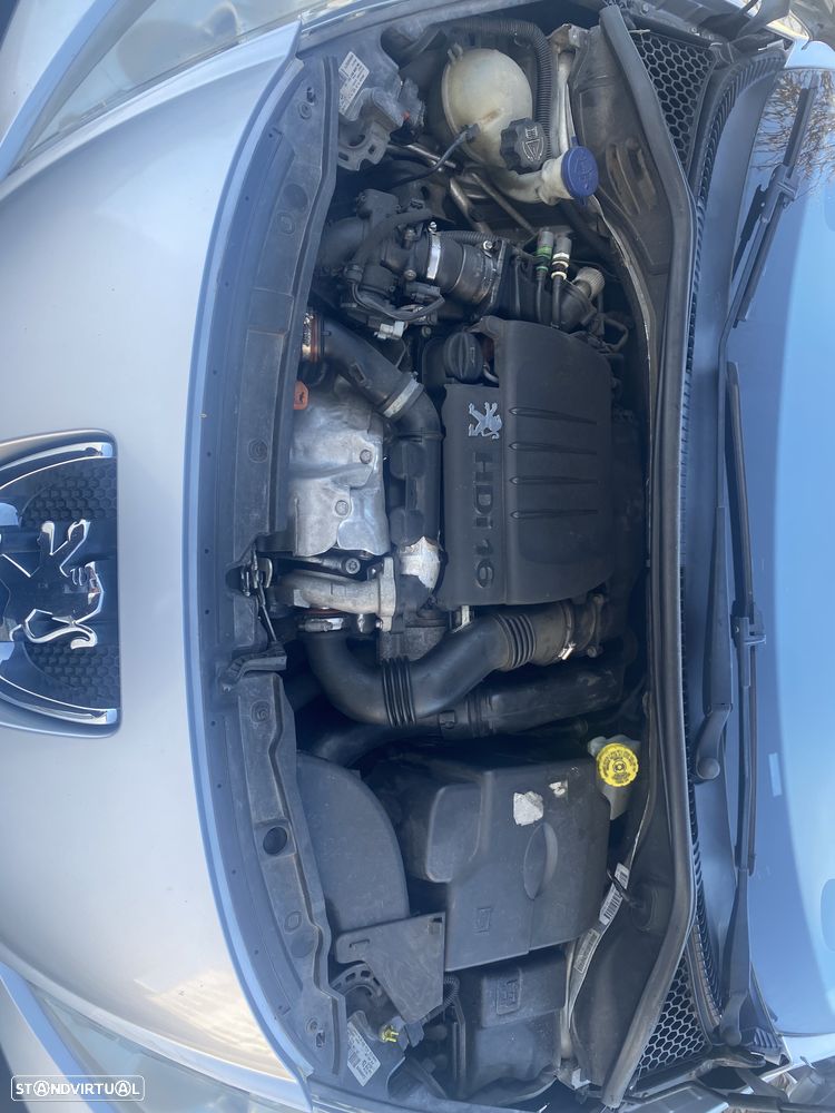 Peugeot 207 1.6 HDi Premium - 9