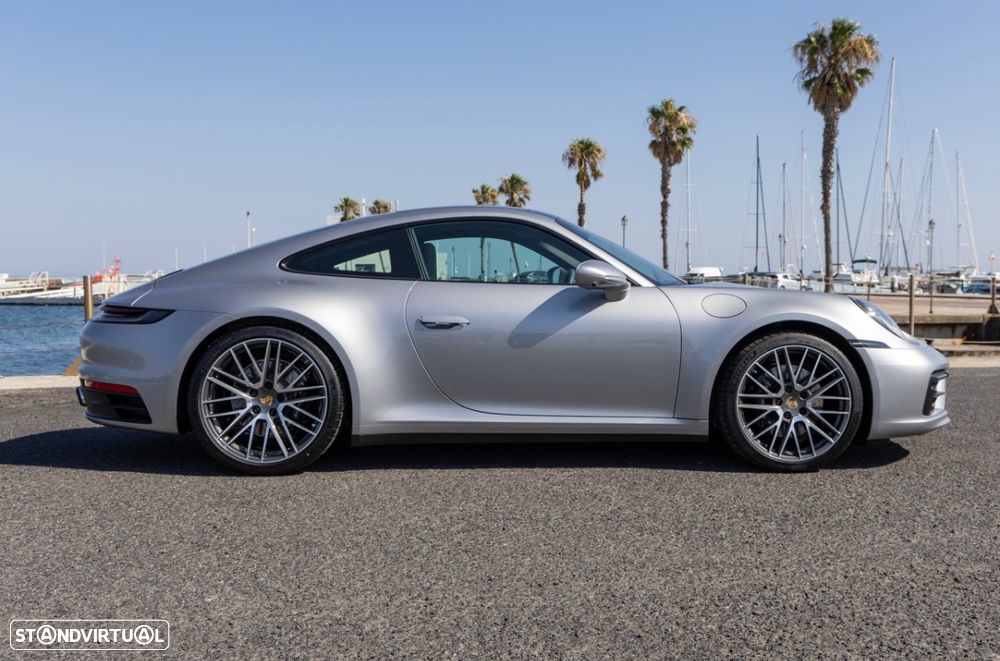 Porsche 911 (992) Carrera 4S PDK - 10