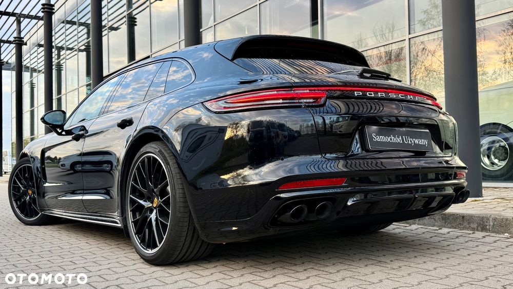 Porsche Panamera 4 GPF - 1