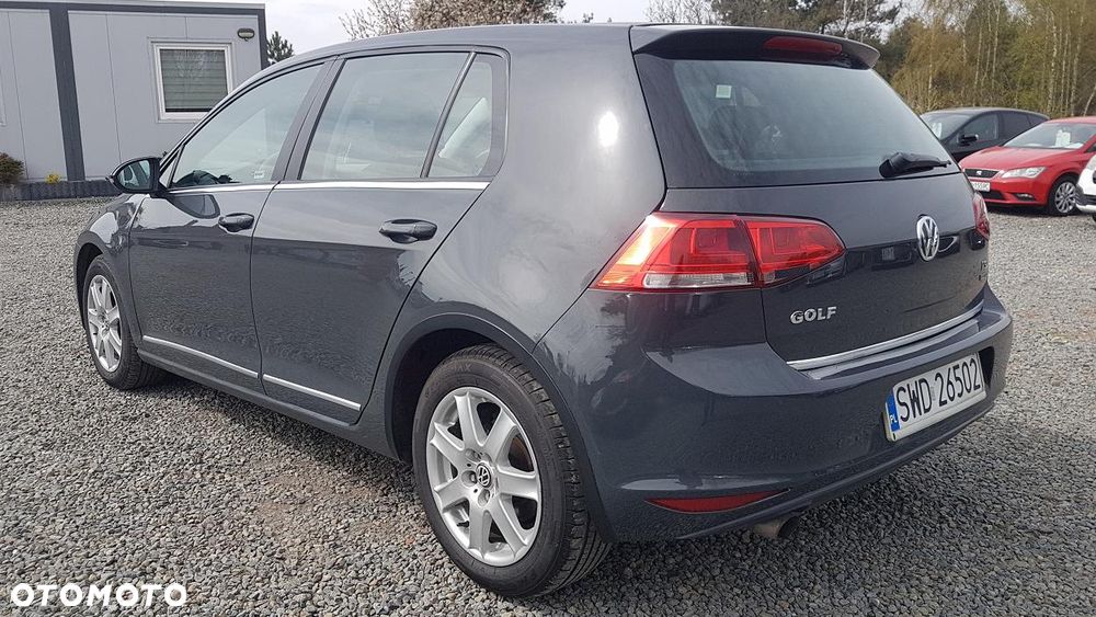 Volkswagen Golf 1.2 TSI Style - 6