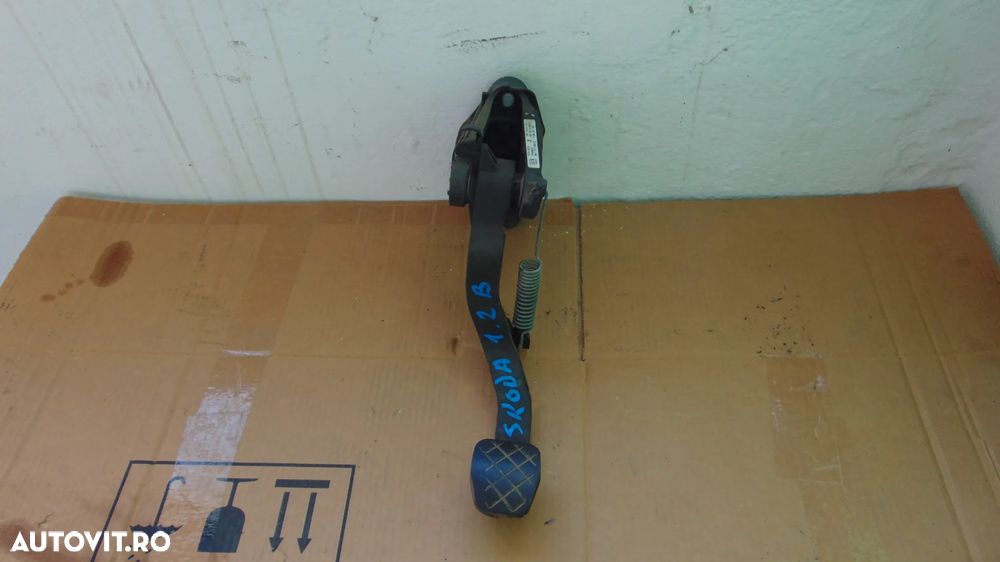 Pedala ambreiaj Skoda Rapid 1.2 benzina,VW polo 6R an 2009-2015 cod 6R1721059S - 1