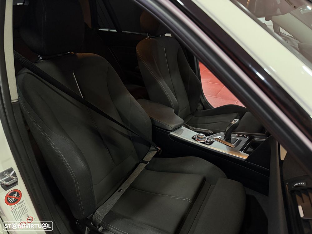 BMW 316 ver-d-line-sport-auto - 14