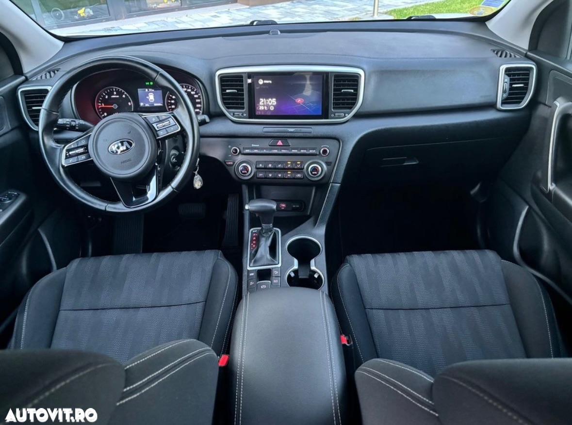 Kia Sportage 1.6 DSL MHEV 7DCT HP 4x2 Business Line - 3