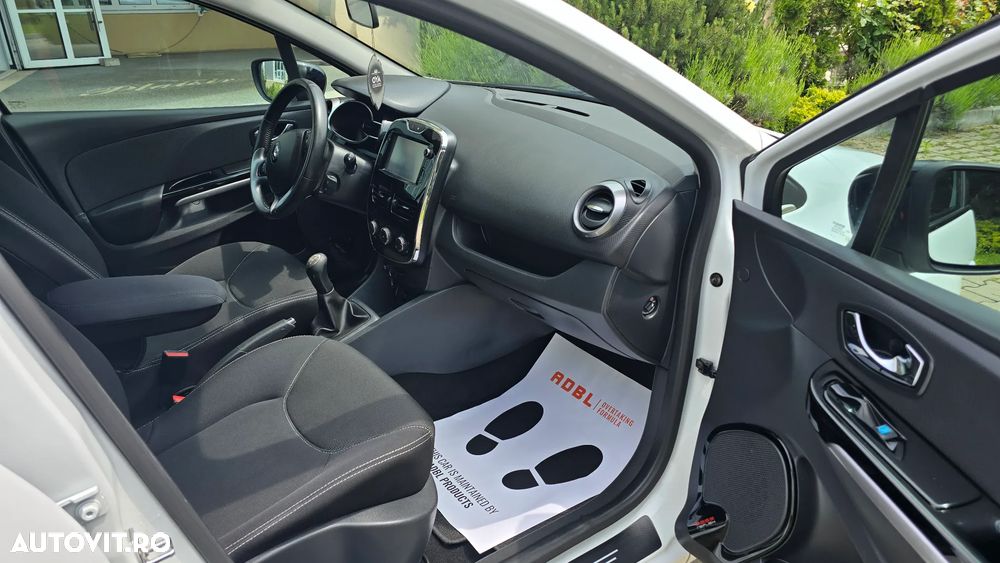 Renault Clio - 6
