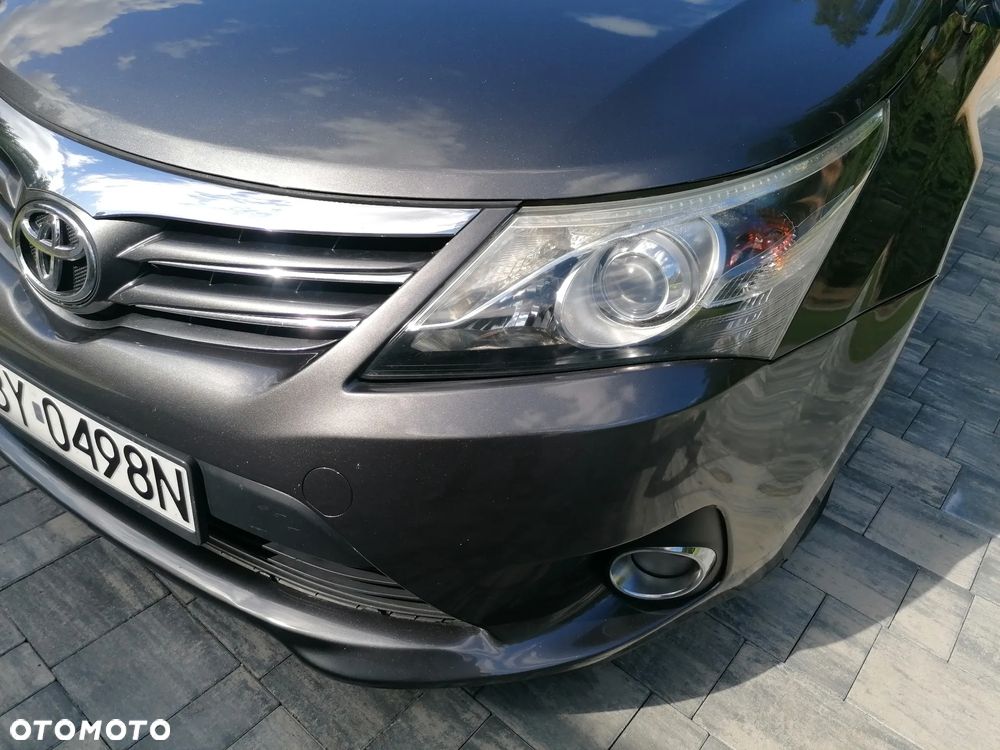 Toyota Avensis 2.0 D-4D Comfort - 28
