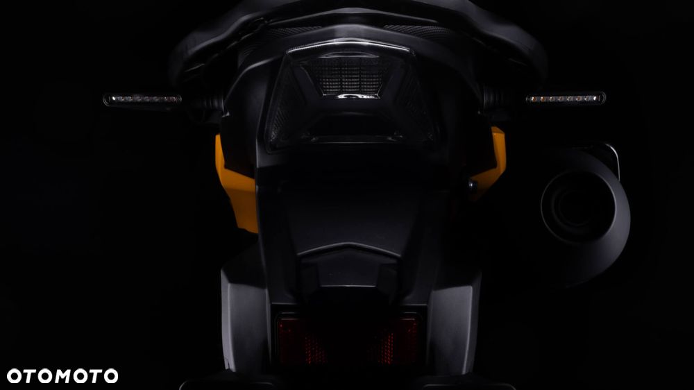 Junak 125 Racer - 11