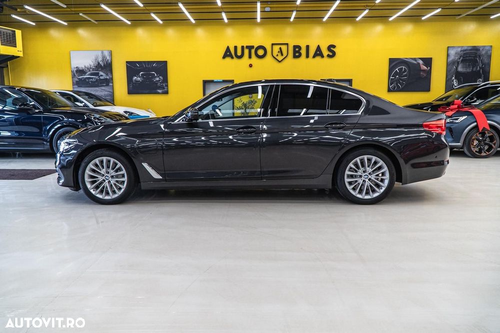 BMW Seria 5 530e iPerformance Aut. Luxury Line - 23