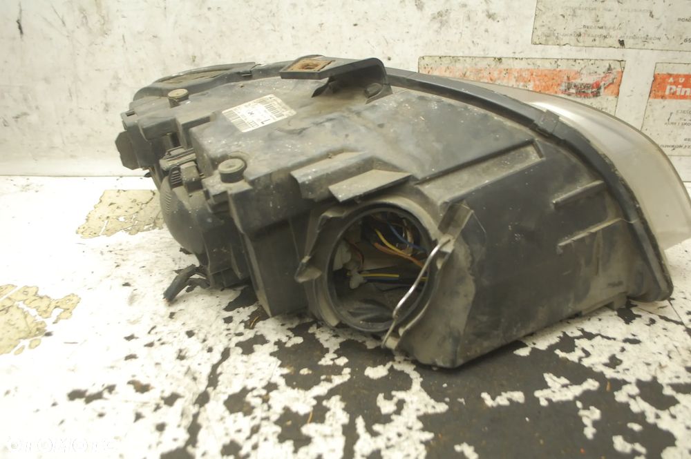 LAMPA LEWY PRZÓD PRZEDNIA LEWA 8E0941003AJ AUDI A4 B7 - 2