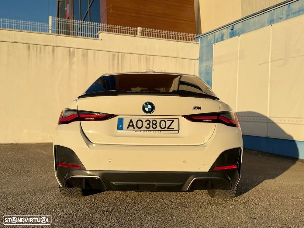 BMW i4 eDrive40 Pack Desportivo M - 7
