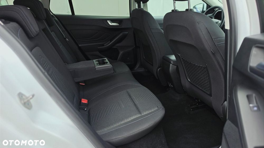 Ford Focus - 11