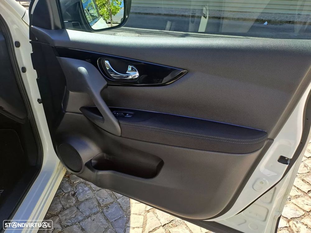Nissan Qashqai 1.5 dCi Tekna - 21
