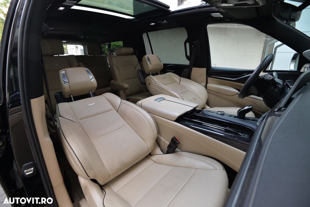 Cadillac Escalade ESV 6.2 V8 AWD AT Platinum - 20