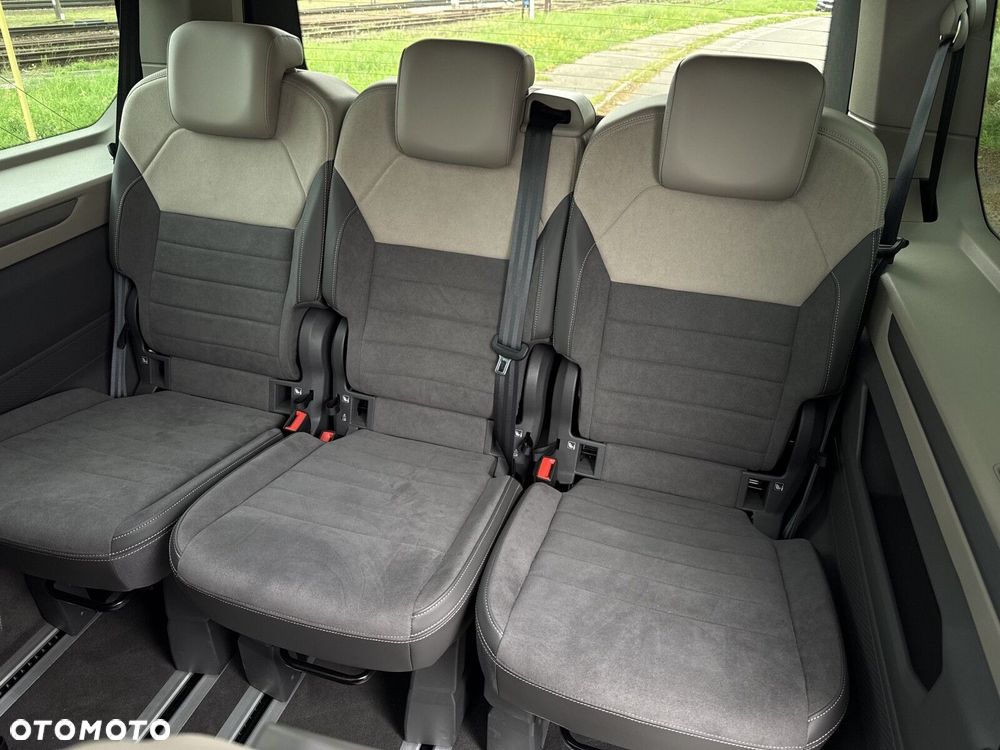 Volkswagen Multivan 2.0 TDI L2 Style DSG - 34