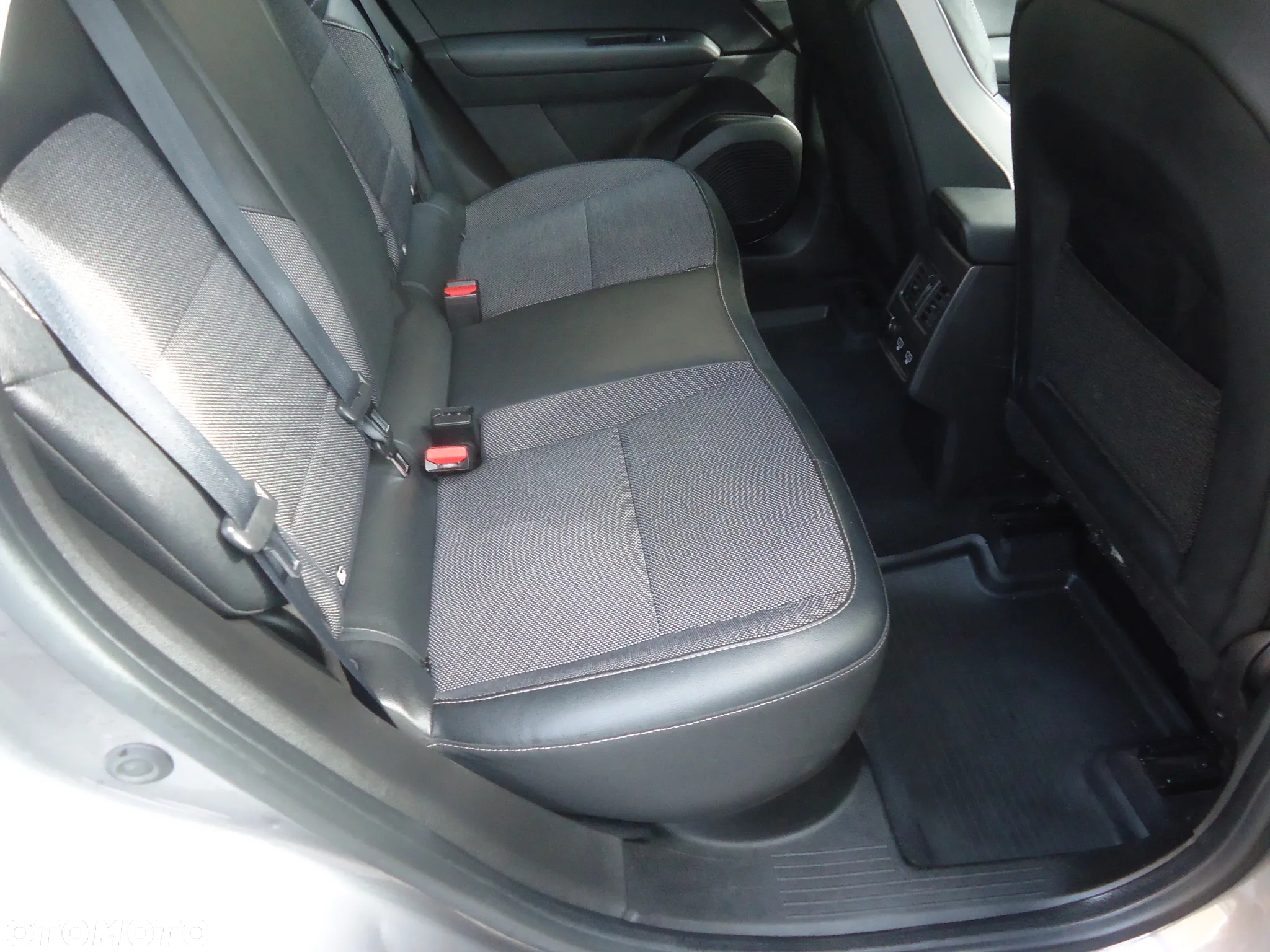 Renault Captur 1.0 TCe Intens - 18