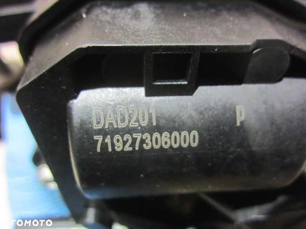 BMW X3 G01 B46 F30 F36 G20 TERMOSTAT OBUDOWA TERMOSTATU 11537644811 7644811 - 10