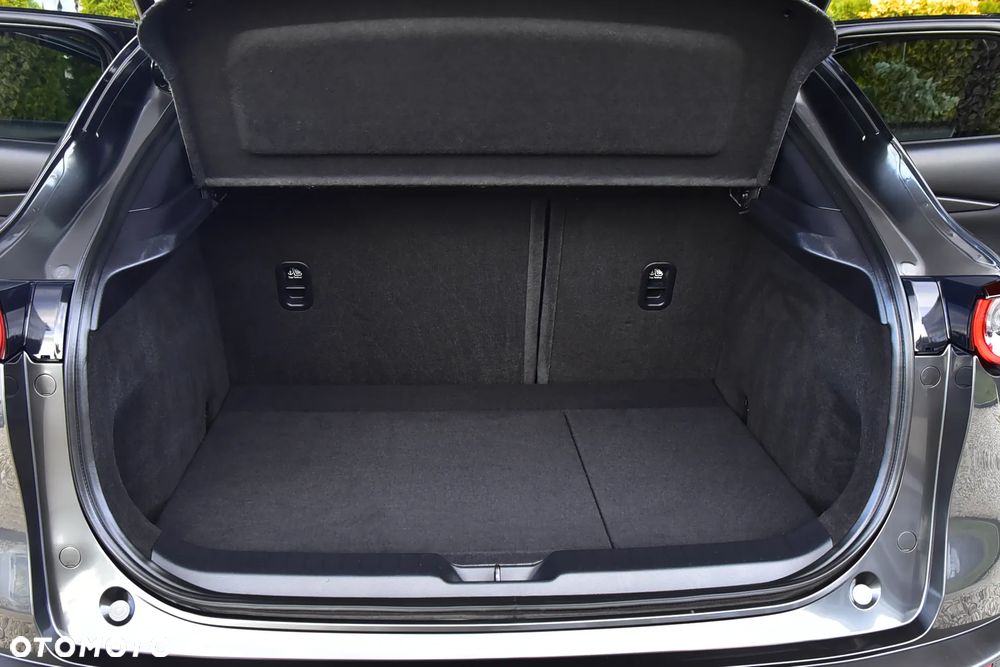 Mazda CX-30 2.0 mHEV Hikari 2WD - 25