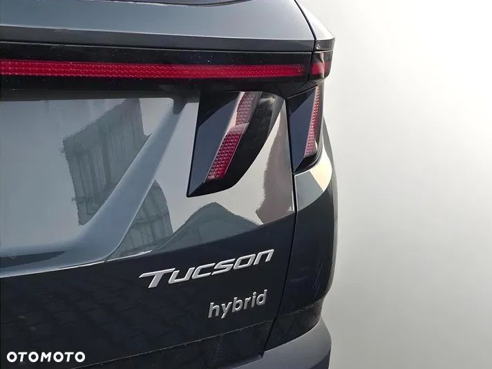 Hyundai Tucson 1.6 T-GDi HEV Executive 2WD - 17