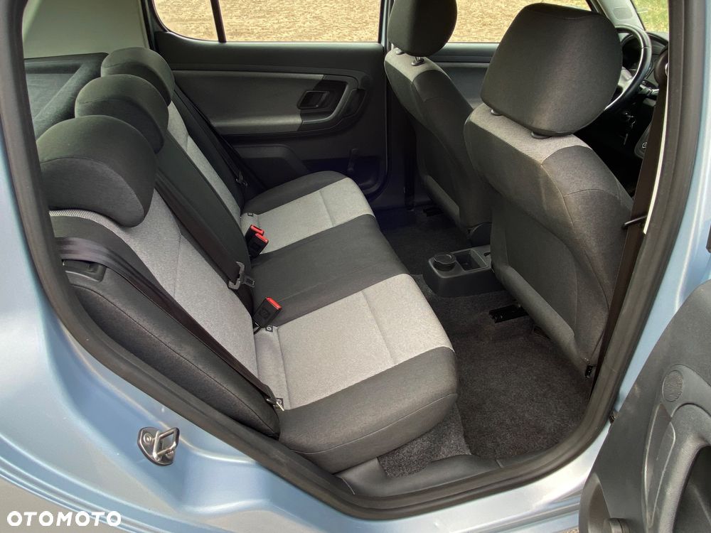 Skoda Fabia 1.2 HTP Ambiente - 9