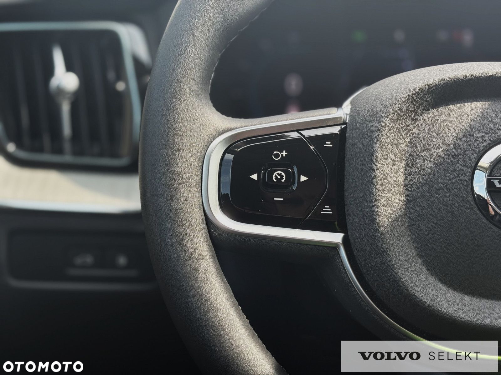 Volvo XC 60 - 8