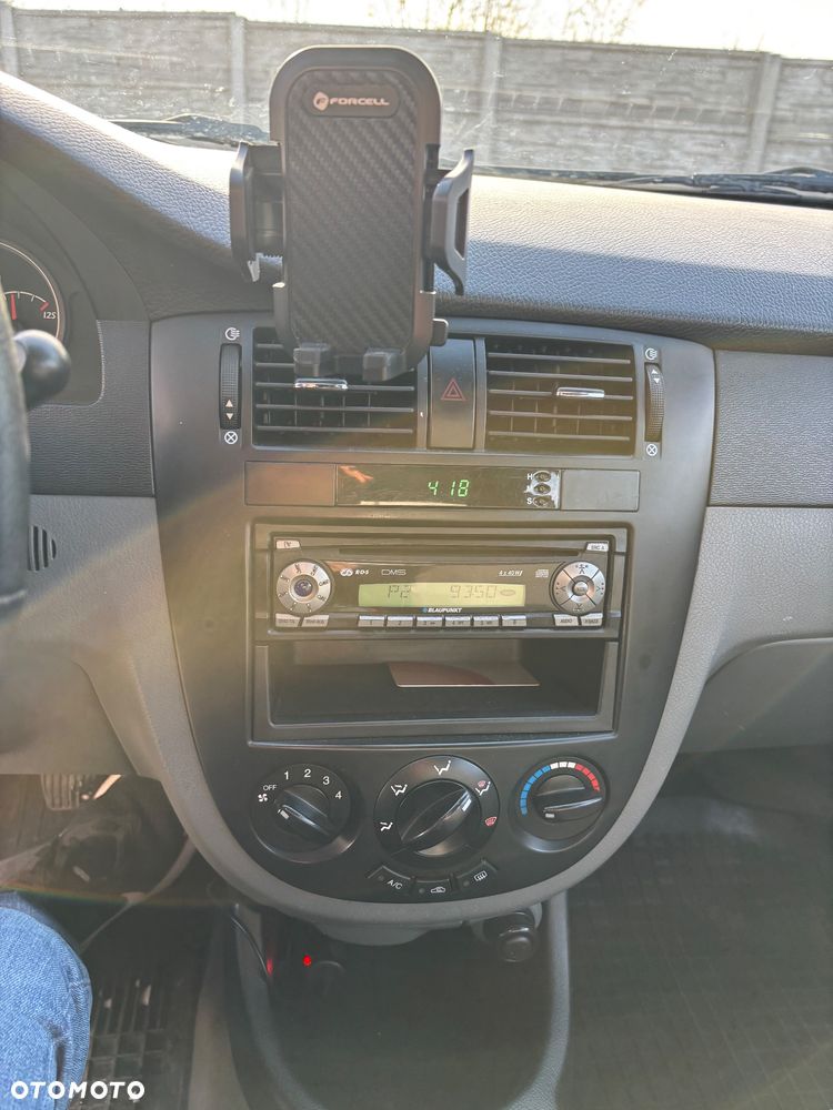 Chevrolet Lacetti 1.4 SE / Star (klm) - 16