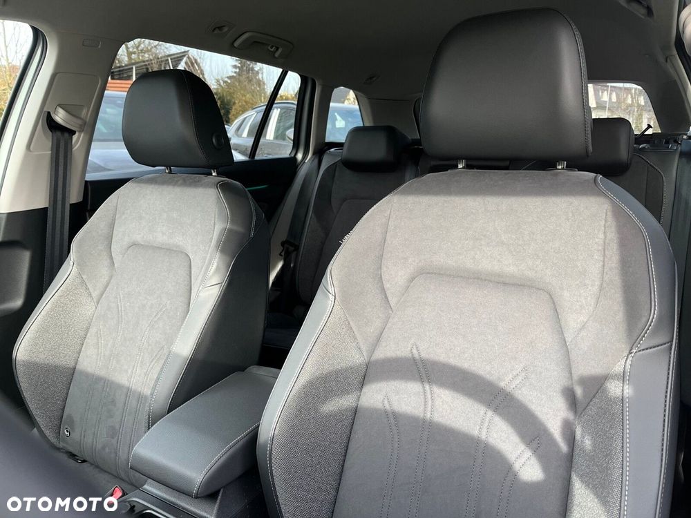 Volkswagen Golf Variant - 14