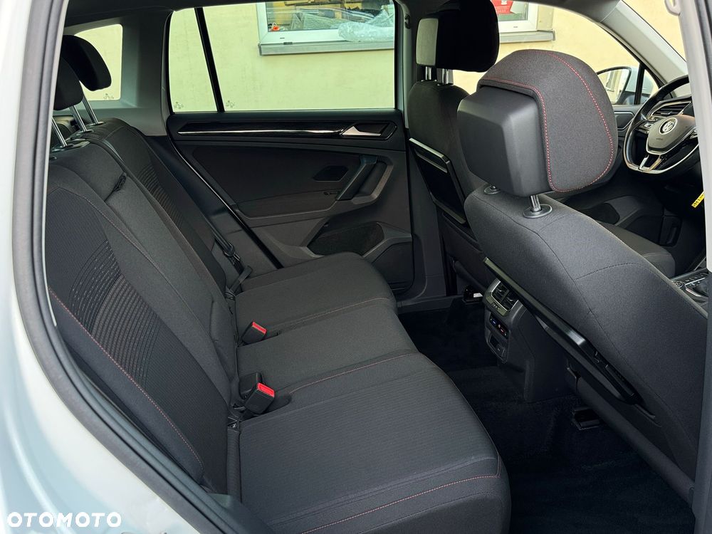 Volkswagen Tiguan 2.0 TDI SCR 4MOTION (BlueMotion Techn.) DSG Sound - 28