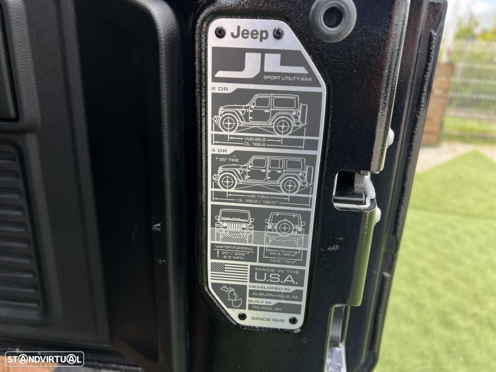 Jeep Wrangler Unlimited 2.0 TG 4xe Sahara - 19