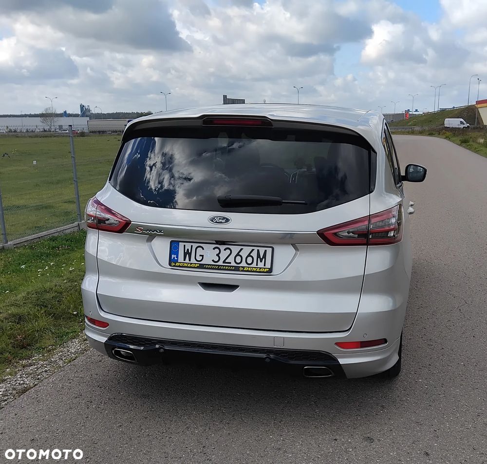 Ford S-Max - 9