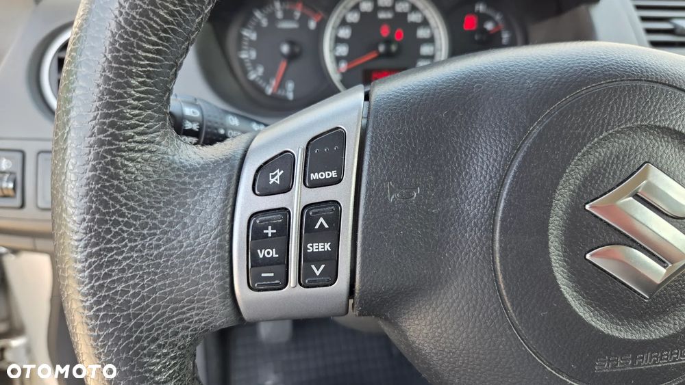 Suzuki Swift 1.3 Sakura - 20