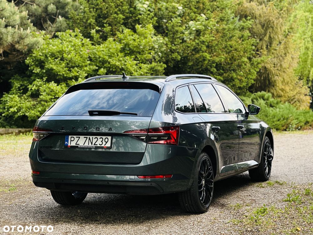 Skoda Superb 2.0 TDI DSG Premium Edition - 8