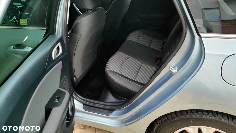 Kia Ceed 1.5 T-GDI M - 18