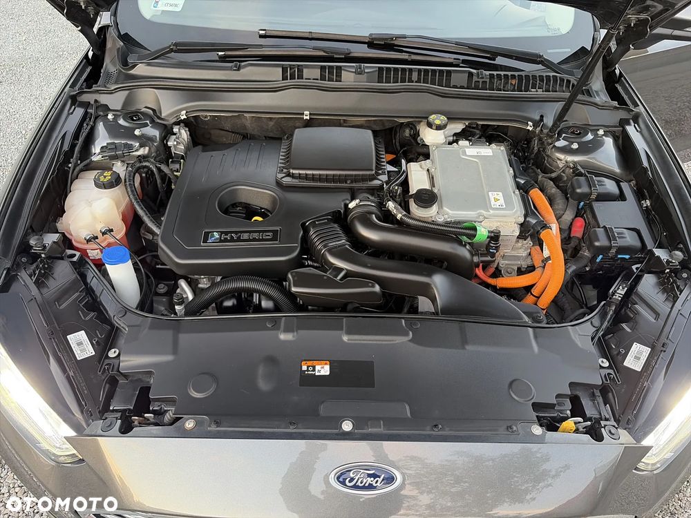 Ford Mondeo 2.0 Hybrid Titanium - 39