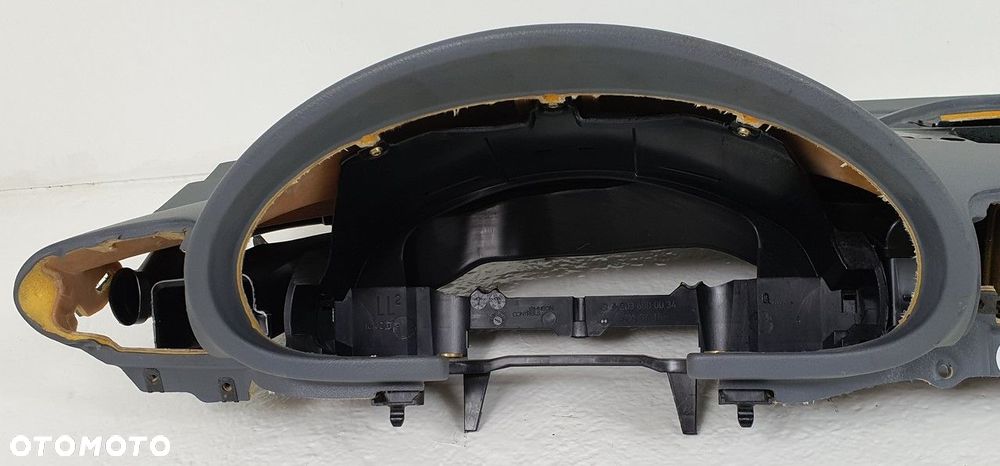 DESKA ROZDZIELCZA KONSOLA MERCEDES W203 EUROPA - 6