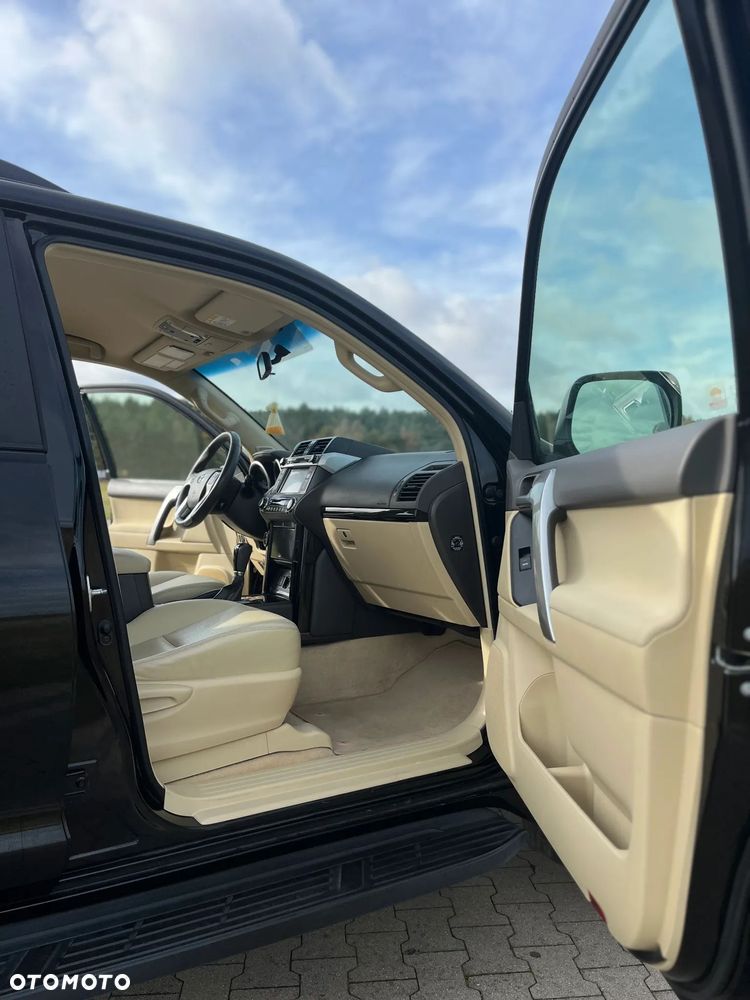 Toyota Land Cruiser LC 2.8 D-4D Prado - 9