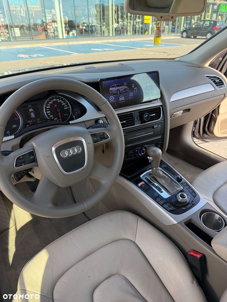 Audi A4 Avant 2.0 TDI Multitronic - 9
