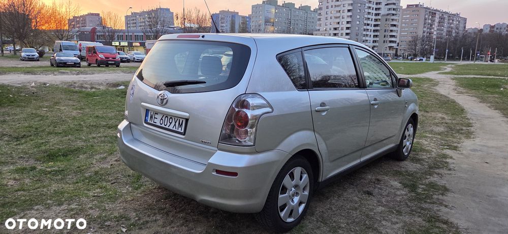Toyota Corolla Verso 1.6 - 4