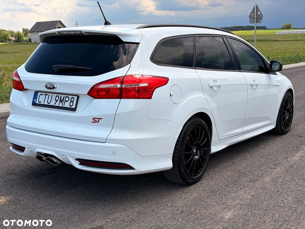 Ford Focus - 8