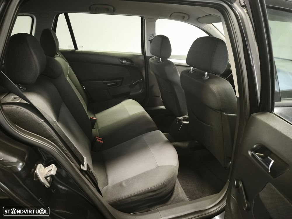 Opel Astra Caravan 1.3 CDTi Enjoy ecoFLEX - 13